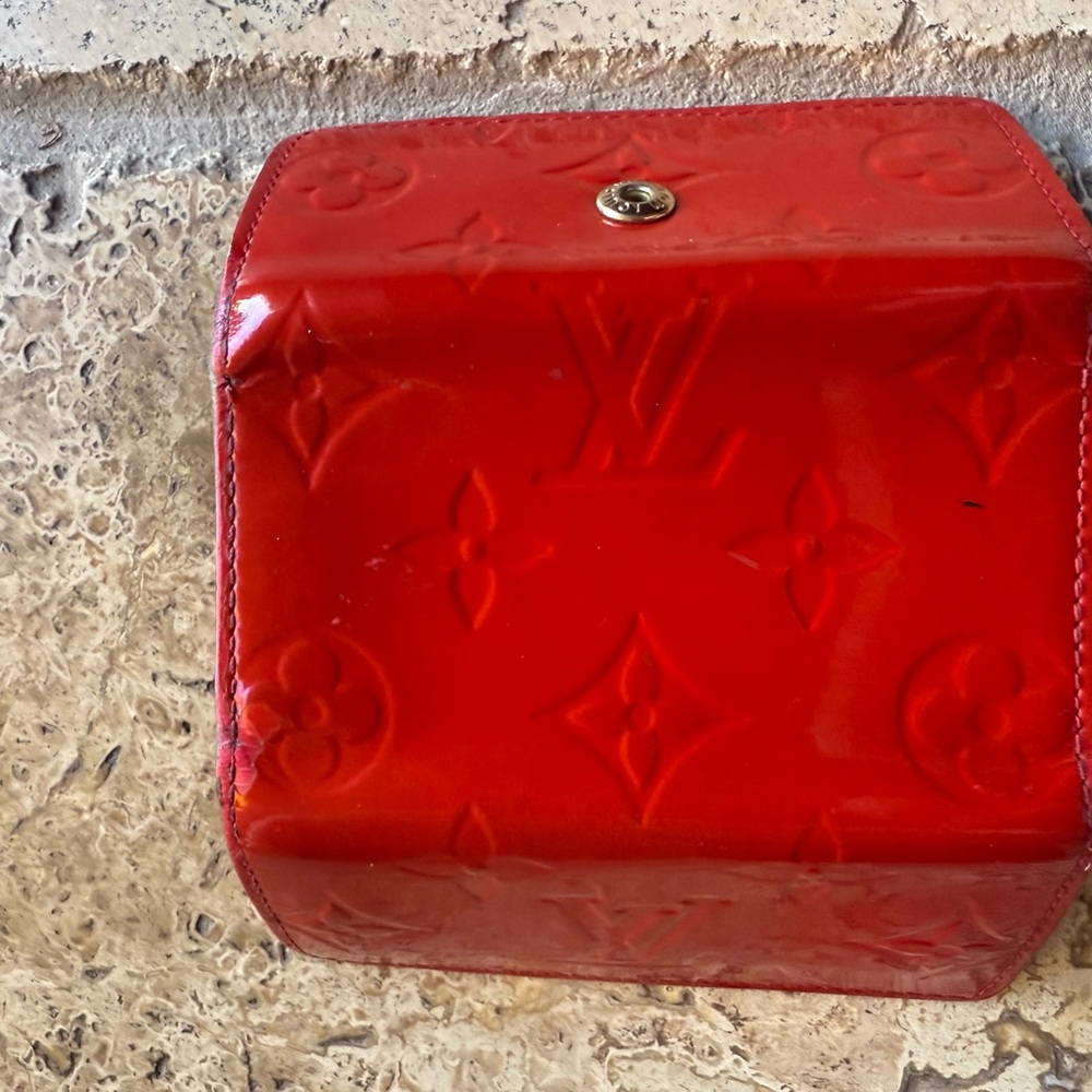 Louis Vuitton Vernis Cherry Red Monogram Key Card Holder